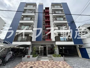 ラファミーユ【4階】の外観