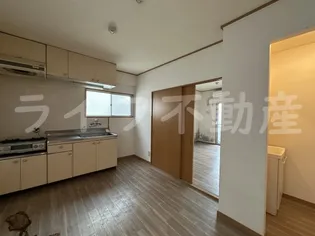 東花園コーポ【3階】の外観