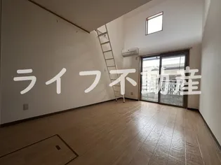 オーキッドスクエア【1階】の外観