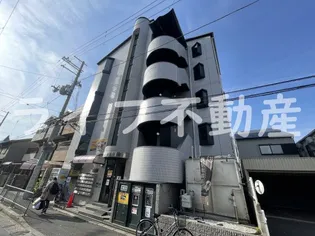 インテリジェントマンション・エソール【1階】の外観