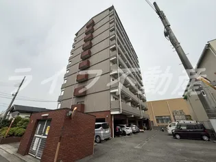 ニュープリーメル【4階】の外観