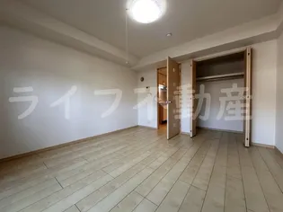 メゾン・ド・カンパニュル【1階】の外観