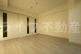 デルニエアン【6階】の外観