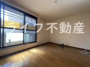 YANOロイヤルガーデン【1階】の外観