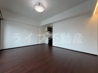 プレジオ玉造【5階】の外観