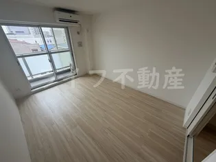ネモフィラ東大阪【5階】の外観