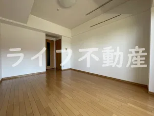 アーク吉田駅前の外観