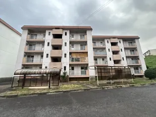 三室山コープタウン8号棟【1階】の外観