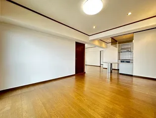 ルネ羽衣【7階】の居間