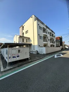 大栄マンション【1階】の外観