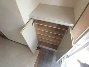 グレイス山手【4階】の玄関