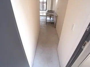 クレセンティア神戸・北野【1階】の玄関