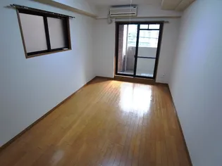 プレサンス新神戸【4階】の寝室