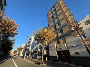 ラウェゾン上沢【4階】の外観