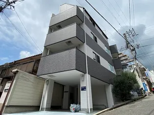 パイン神戸元町【4階】の外観