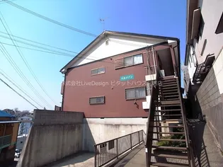 ベルメゾン【2階】の外観