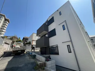 グランレーヴ上沢【1階】の外観