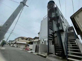 AQUA鈴蘭台【1階】の外観