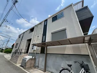アクシス三田屋敷町【2階】の外観