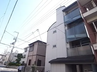 ヤングリーブス岡本【1階】の外観
