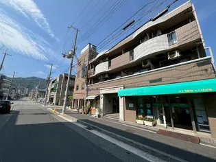 ローテローゼ本山の画像