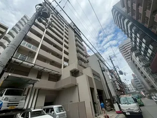 フロイデ【4階】の外観