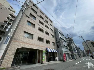 セルフィーユ三宮【4階】の外観