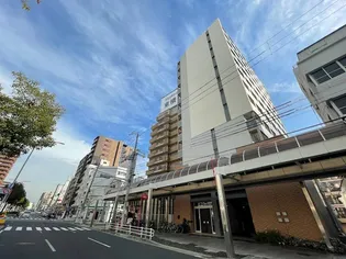 ラ・ウェゾン湊川公園【8階】の外観