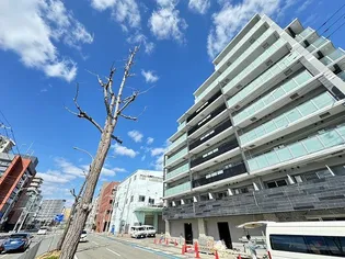 アドバンス神戸マーレ【7階】の外観