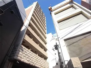 プレサンス三宮エレガンシア【2階】の外観