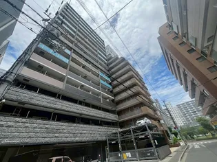 プレサンス三宮ポルト【4階】の外観