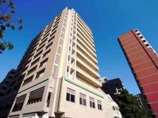 トア山手フラッツ【3階】の外観