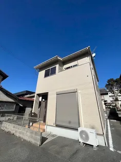 伊伝居戸建【1階】の外観