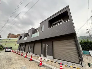 ガレージレガート【2階】の外観