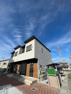 レガーロ阿保イースト【1階】の外観