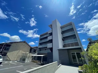 クローバー英賀保駅前の画像