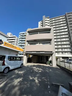 アルジャン トゥールの画像