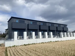 メゾンルーエの画像