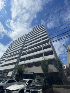 アスール江坂【8階】の外観