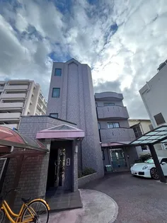 アールヌーヴォースミックス【2階】の外観