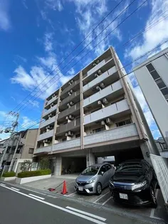 クリーデンス新大阪【3階】の外観