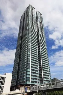 シエリアタワー千里中央【36階】の外観