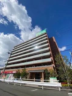 グランカーサ新大阪SOUTH【7階】の外観