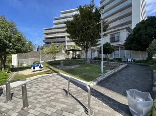 ジオ千里桃山台1番館【9階】の周辺