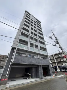 ファーストフィオーレ蛍池ソラーレ【11階】の外観