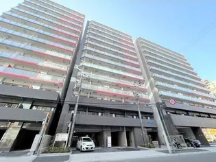 セレニテ新大阪グランデ ミリュー【4階】の外観