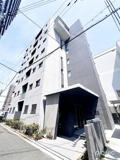 ドゥ セレニテ【5階】の外観