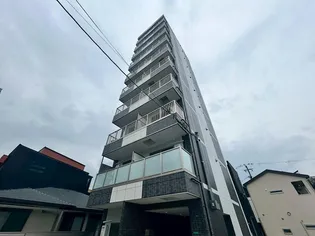 ルミエナ東三国【4階】の外観