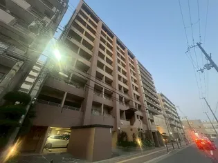 プルミエールメゾン江坂【8階】の外観