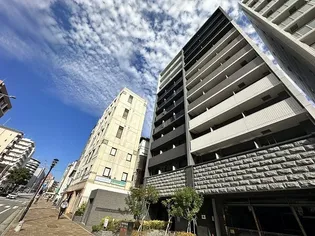 プレサンスKOBEアモーレ【6階】の外観